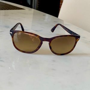 Persol 3086-S sunglasses